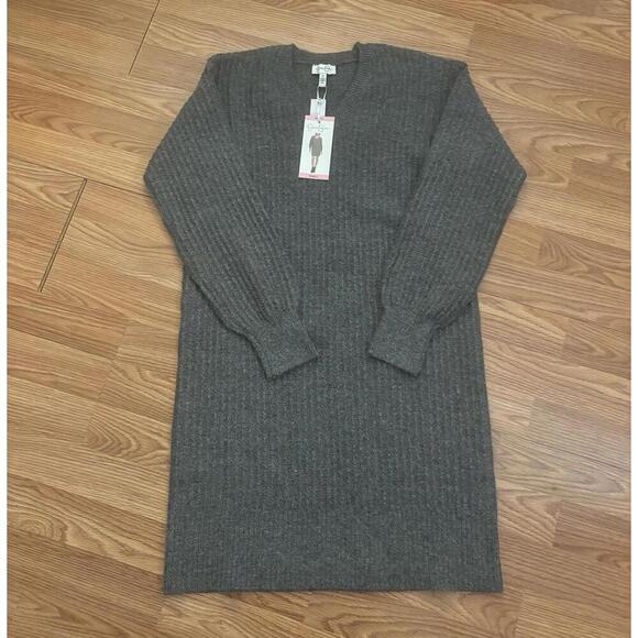 Jessica Simpson Sweater Dress Size Small - Picture 1 of 9